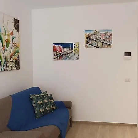 Lägenhet Dp House