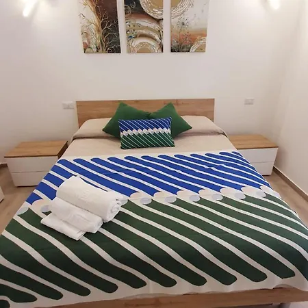 Apartment Dp House *